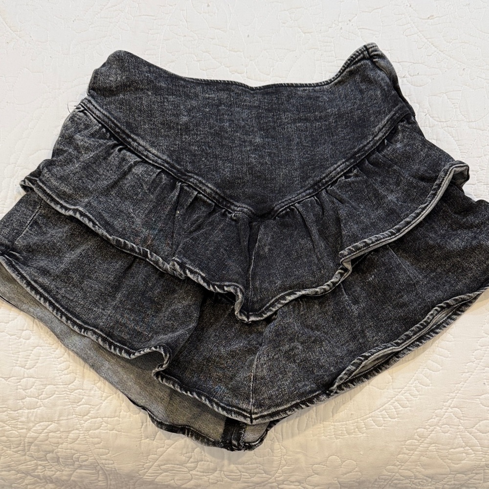 MOTHER DENIM Women's Black Ruffle Denim Skirt